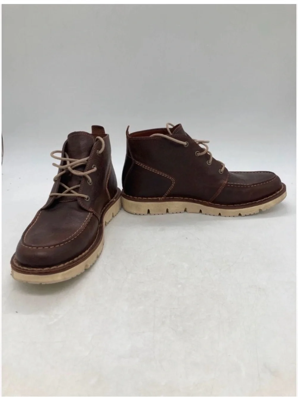 Timberland Dark Brown Leather Chukka Boots with Contrast Laces